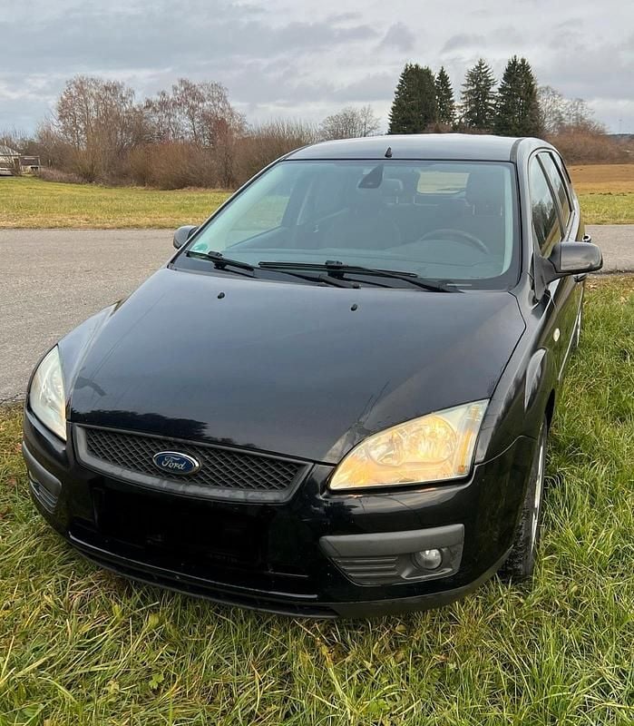 Schwarz Gebraucht 2007 Ford Focus Kombi | 999 € (Superpreis) - Bild 1/4