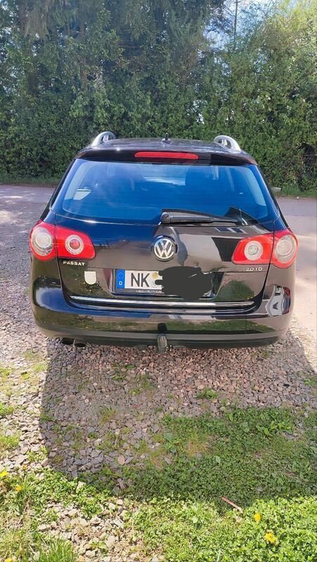 Schwarz Gebraucht 2007 VW Passat Limousine | 2.500 € (Fairer Preis) - Bild 1/4