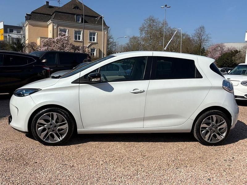 Gebraucht Renault Zoe Intens 42 kW (58 PS) 2016 Weiß Kleinwagen