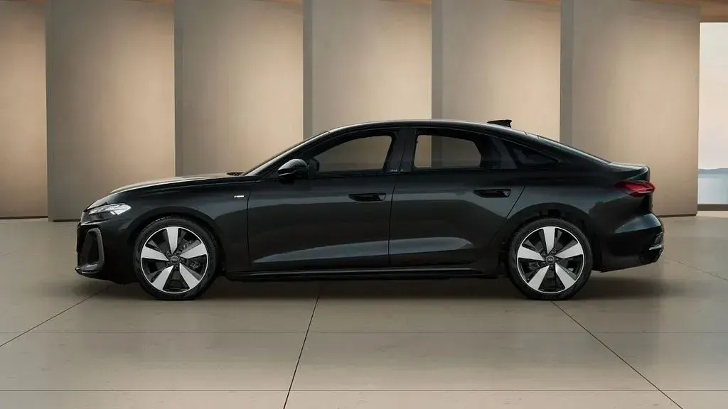 Gebraucht Audi A5 Ambiente 150 PS (110 kW) 2025 Mythosschwarz metallic Limousine