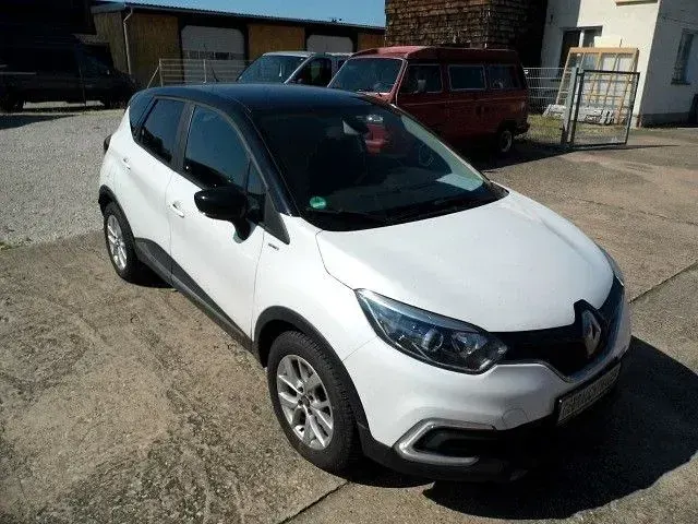 Gebraucht Renault Captur LIMITED Deluxe 131 PS (96 kW) 2019 Weiß SUV