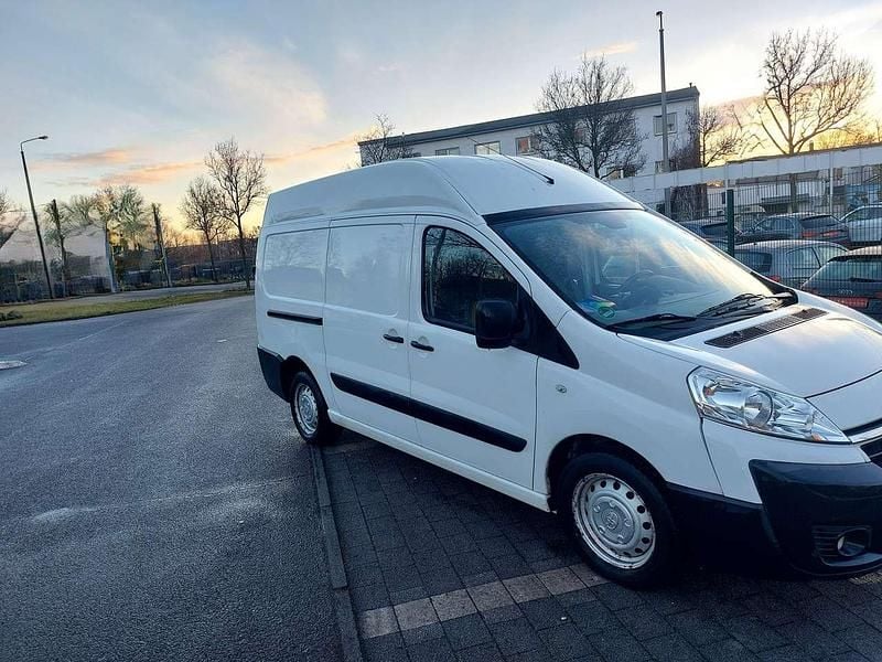 Gebraucht Toyota Proace Comfort 128 PS (94 kW) 2015 Weiß Van / Kleinbus