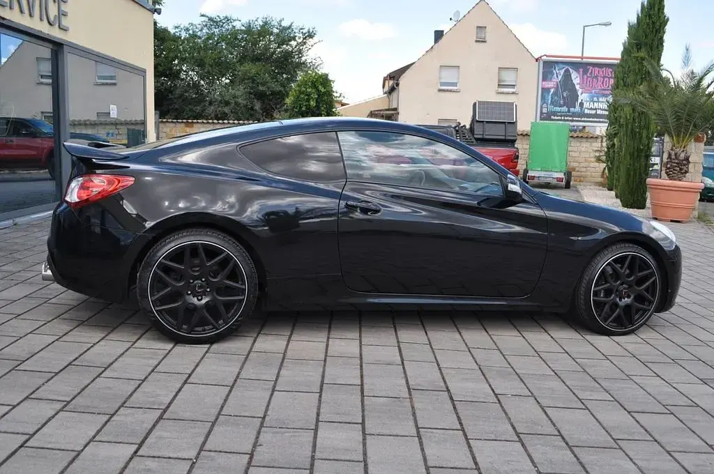 Gebraucht Hyundai Genesis 303 PS (222 kW) 2011 Schwarz Coupé