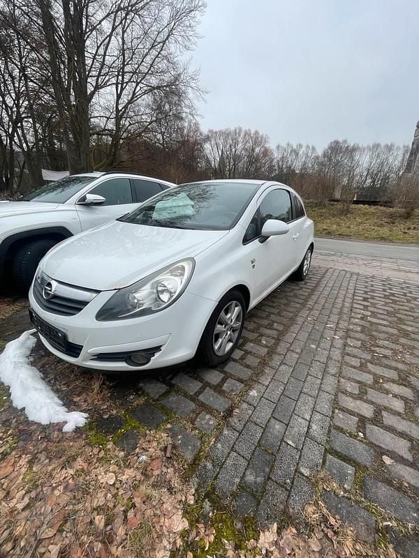 Gebraucht Opel Corsa 101 PS (74 kW) 2010 Weiß Kleinwagen