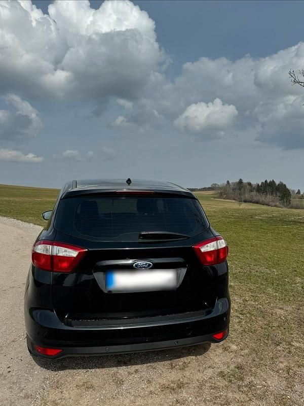 Second-hand Ford C-MAX 182 CP (133 kW) 2014 Negru Monovolum