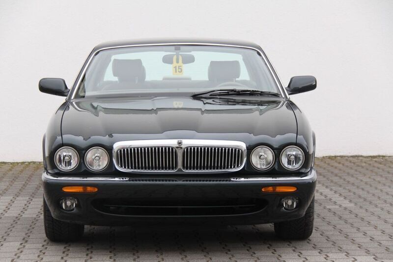 Rot Gebraucht 1997 Jaguar XJ Sovereign Limousine | 34.999 € - Bild 1/4