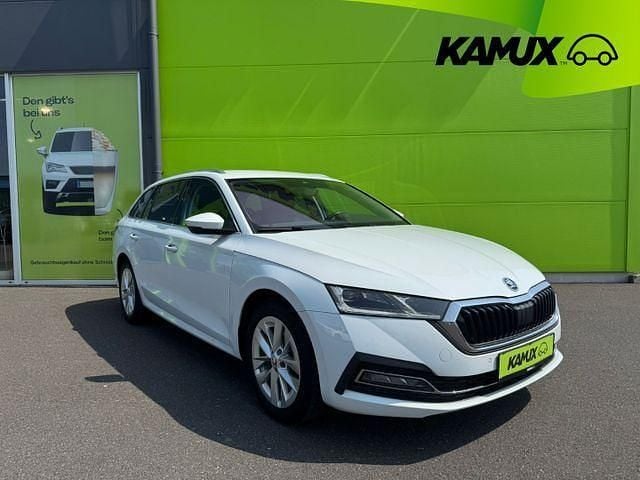 Weiss Gebraucht 2022 Skoda Octavia Style Limousine | 20.000 € (Superpreis) - Bild 1/3