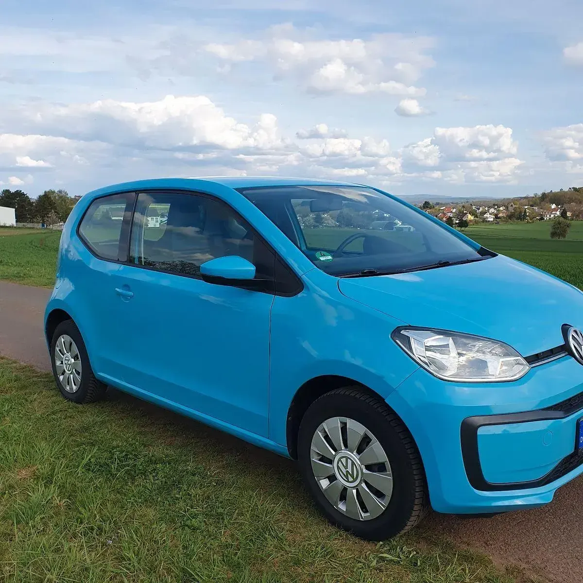 Usata VW up! 60 CV (44 kW) 2017 Blu Utilitaria