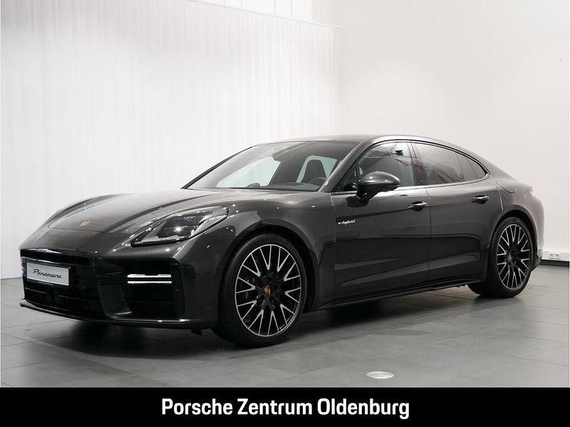Neu Porsche Panamera 4 470 PS (345 kW) 2026 Silber Limousine