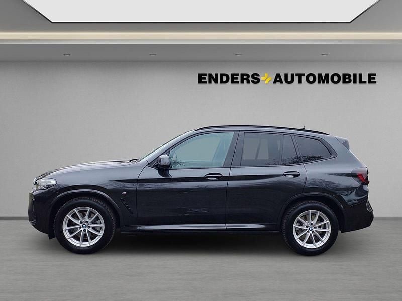 Grau Gebraucht 2024 BMW X3 Efficient Dynamics SUV | 43.900 € (Guter Preis) - Bild 1/4