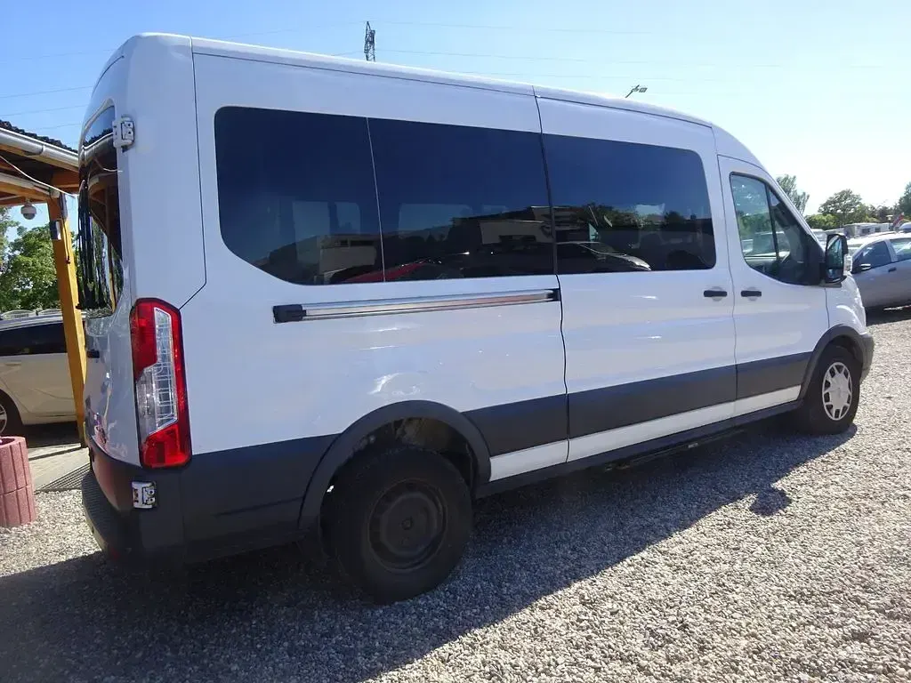 Gebraucht Ford Transit Trend 131 PS (96 kW) 2018 Weiß Kombi