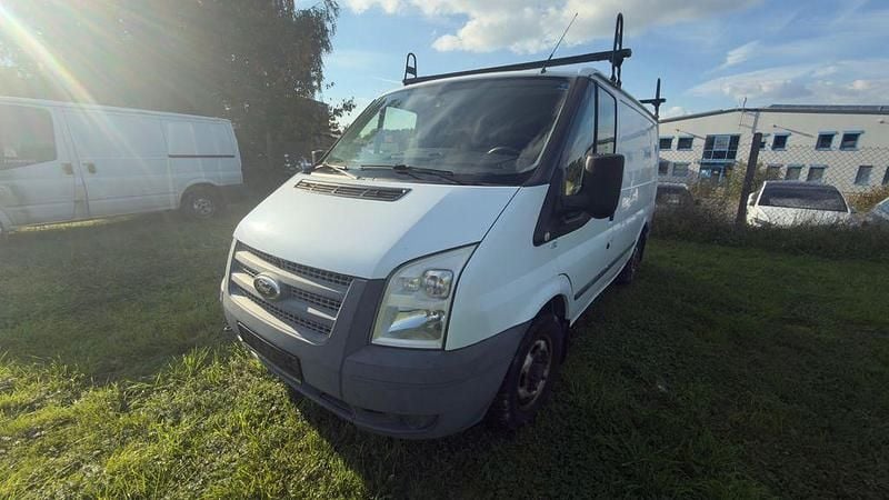 Gebraucht Ford Tourneo 101 PS (74 kW) 2012 Weiß Van / Kleinbus