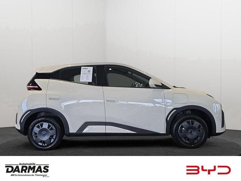 Neu BYD Dolphin Surf Active 64 kW (88 PS) 2026 Weiß Kleinwagen
