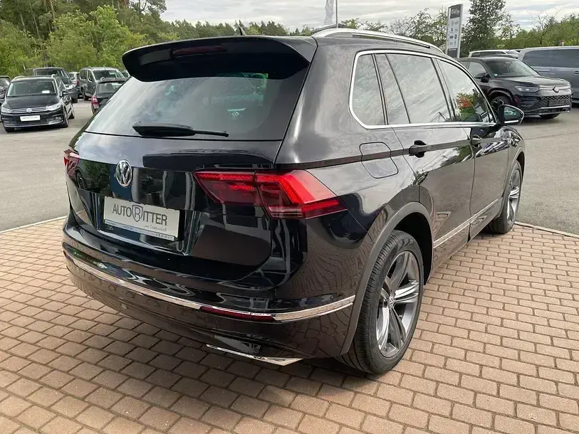 Gebraucht VW Tiguan Highline 239 PS (175 kW) 2017 Schwarz SUV