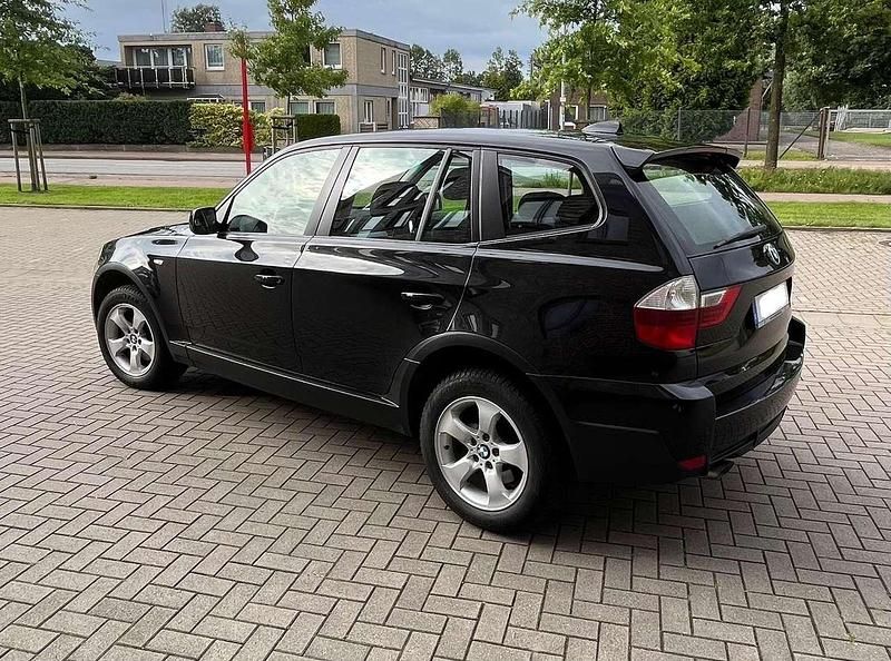 Gebraucht BMW X3 143 PS (105 kW) 2009 Schwarz SUV