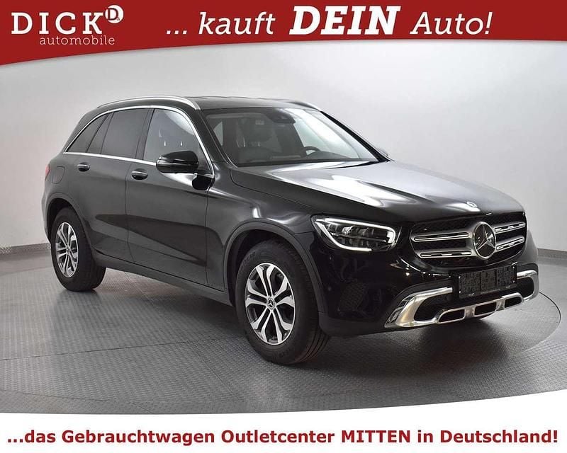 Baltic black Gebraucht 2022 Mercedes GLC200 SUV | 31.450 € (Superpreis) - Bild 1/4
