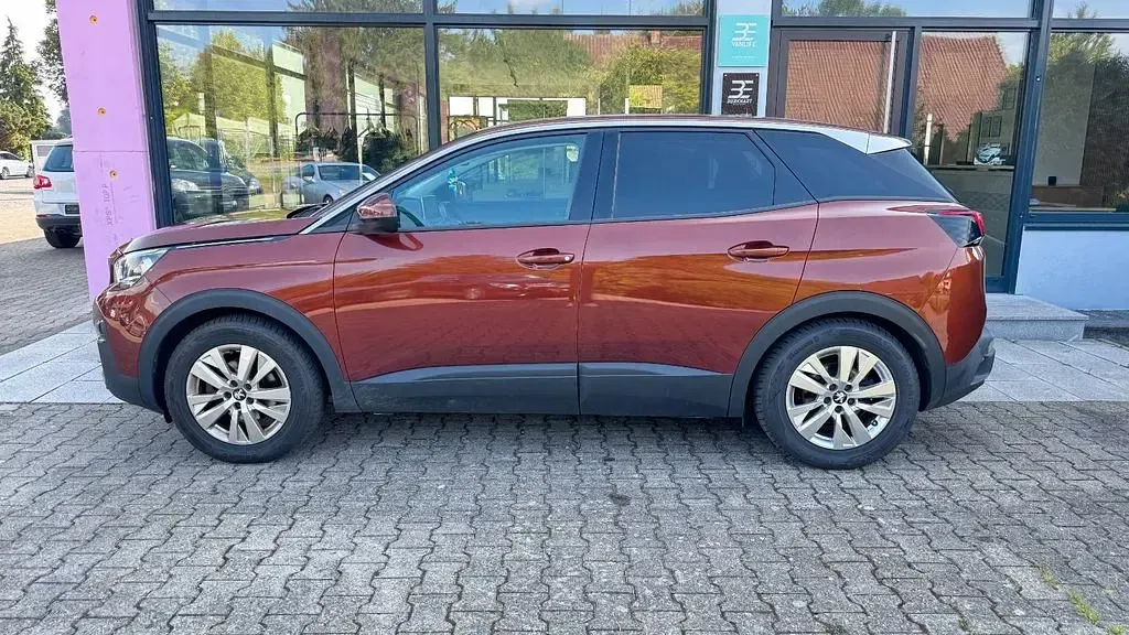 Gebraucht Peugeot 3008 Active 131 PS (96 kW) 2018 Braun SUV