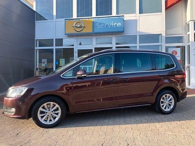 Gebraucht VW Sharan Beach 150 PS (110 kW) 2015 Rot Van / Kleinbus