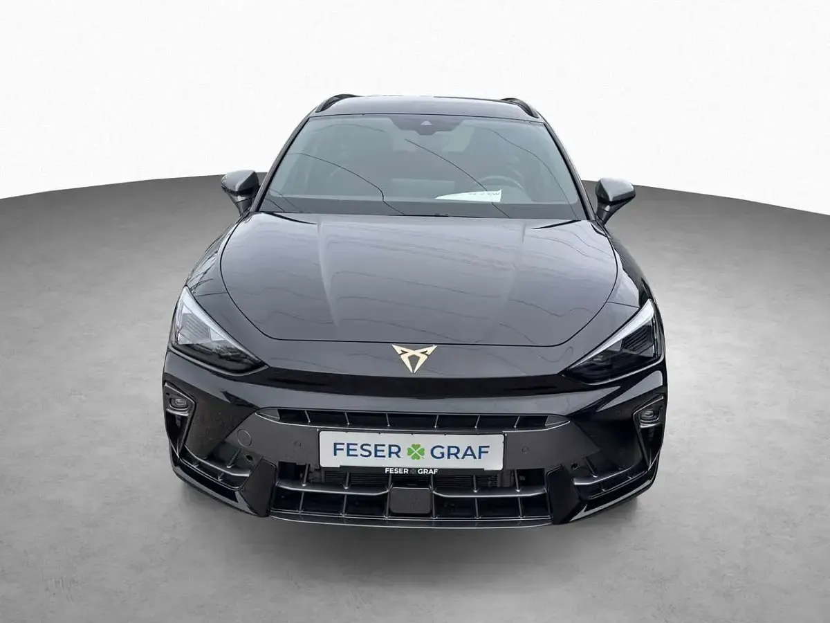 Używany Cupra Leon 150 KM (110 kW) 2025 Czarny Kombi