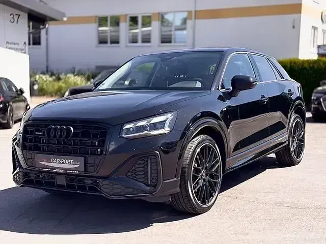 Gebraucht Audi Q2 S-Line 190 PS (139 kW) 2023 Schwarz SUV