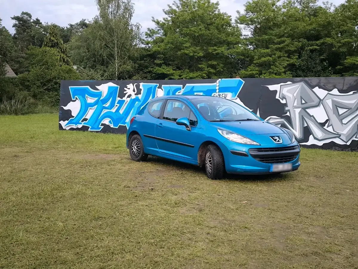 Gebraucht Peugeot 207 88 PS (64 kW) 2007 Blau Limousine