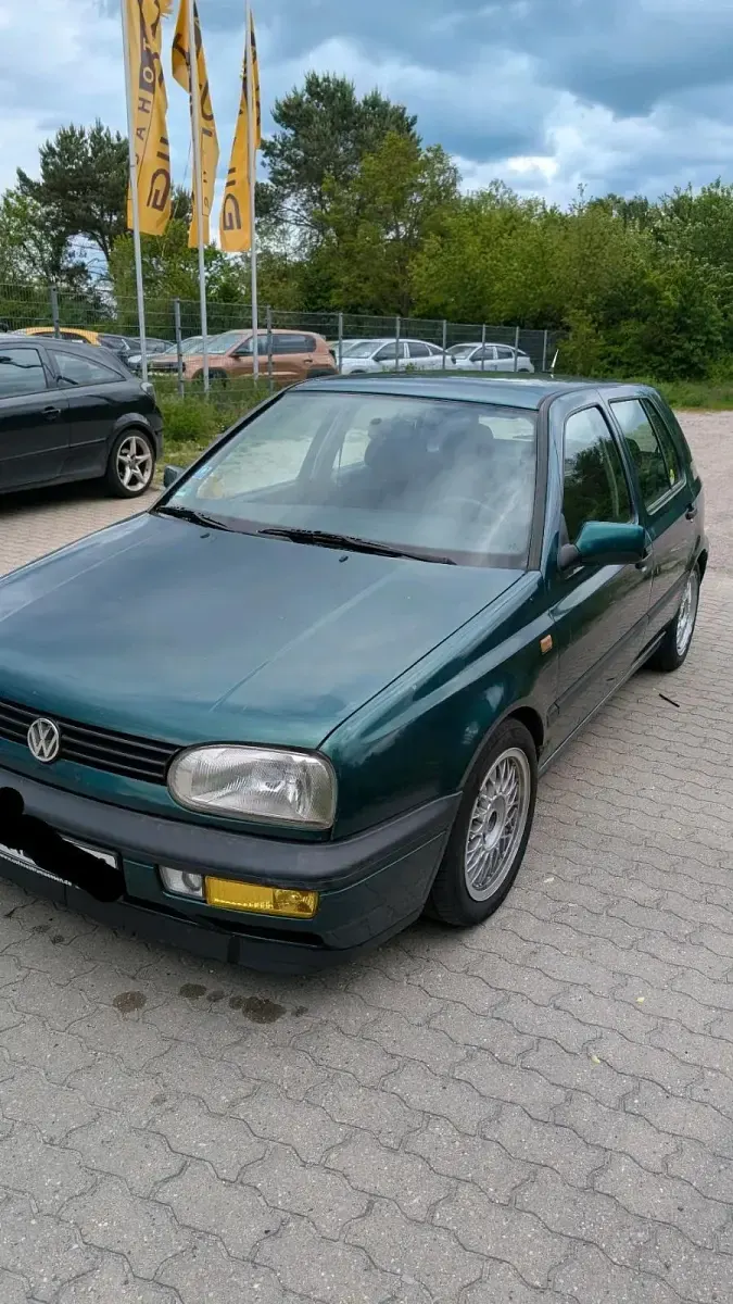 Brugt VW Golf III 90 HK (66 kW) 1994 Grøn Sedan