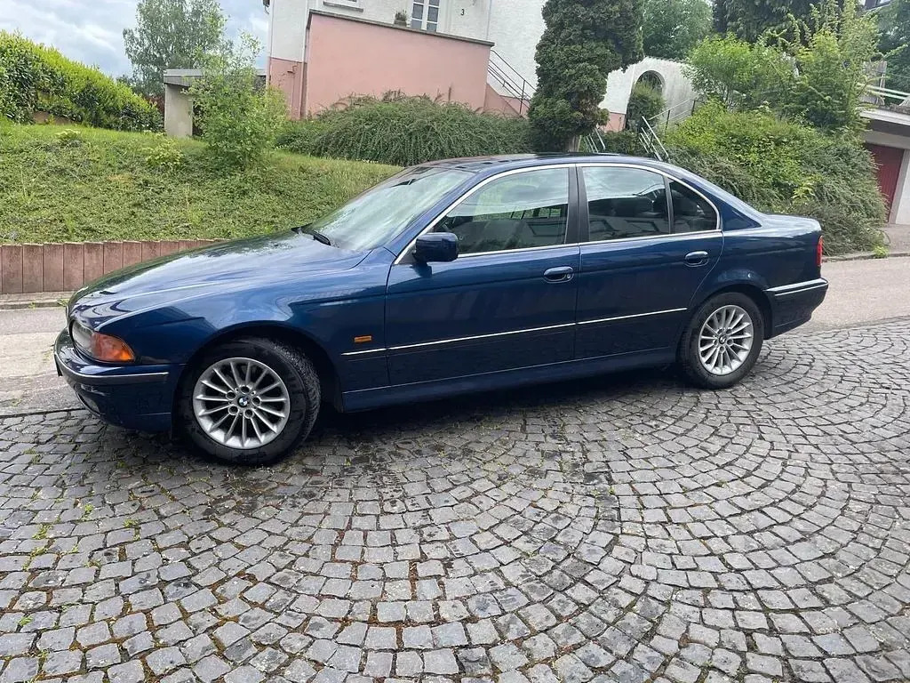 Gebraucht BMW 528 193 PS (141 kW) 1999 Blau Limousine