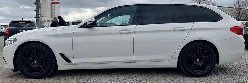 Gebraucht BMW 540 Sport Line 320 PS (235 kW) 2017 Weiß Limousine