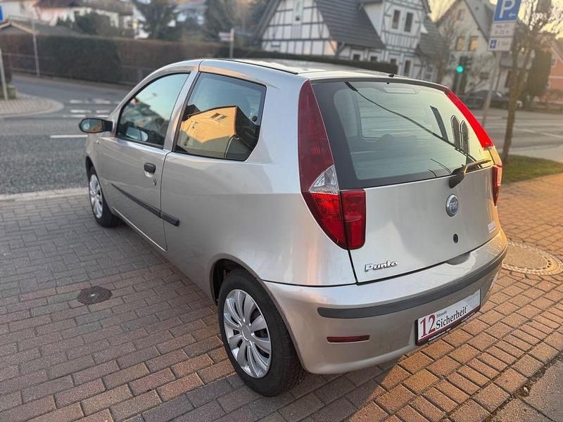 Gebraucht Fiat Punto Active 60 PS (44 kW) 2003 Grau Kleinwagen