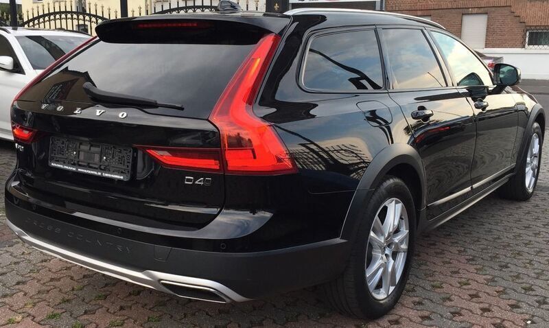 Gebraucht Volvo V90 190 PS (139 kW) 2018 Schwarz Kombi