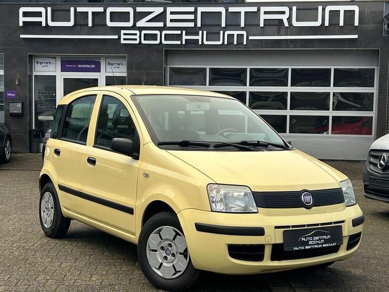 Gelb Gebraucht 2009 Fiat Panda Active Limousine | 1.971 € (Fairer Preis) - Bild 1/4