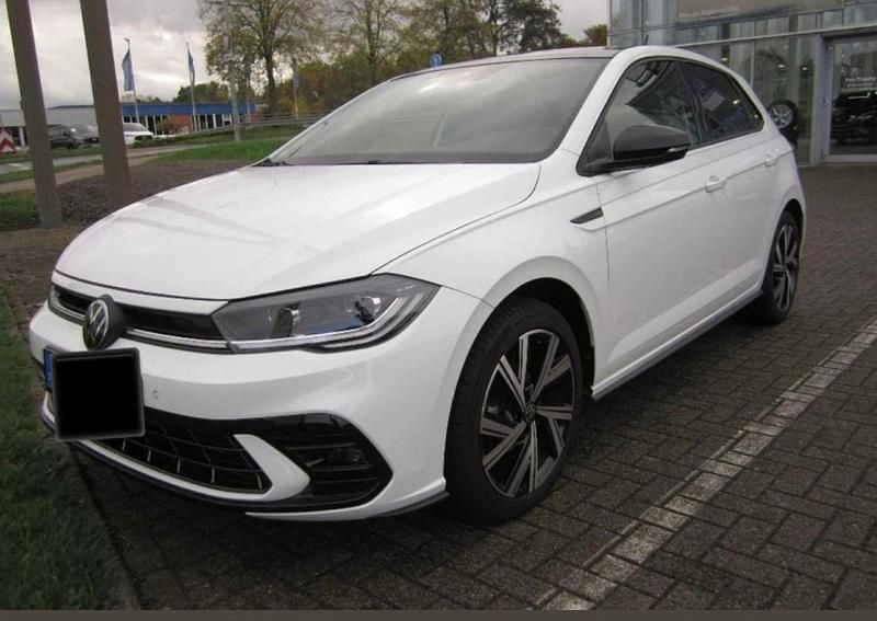 Weiß Gebraucht 2024 VW Polo R-line Kleinwagen | 22.600 € (Fairer Preis) - Bild 1/4