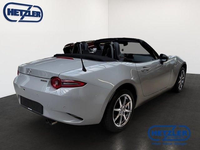Neu Mazda MX5 Exclusive-Line 132 PS (97 kW) 2025 Grau Cabrio