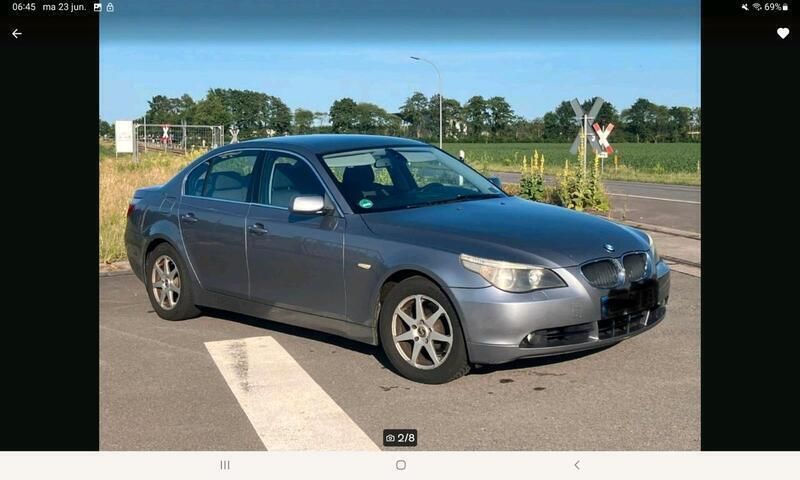 Grau Gebraucht 2004 BMW 525 Limousine | 3.300 € (Superpreis) - Bild 1/4