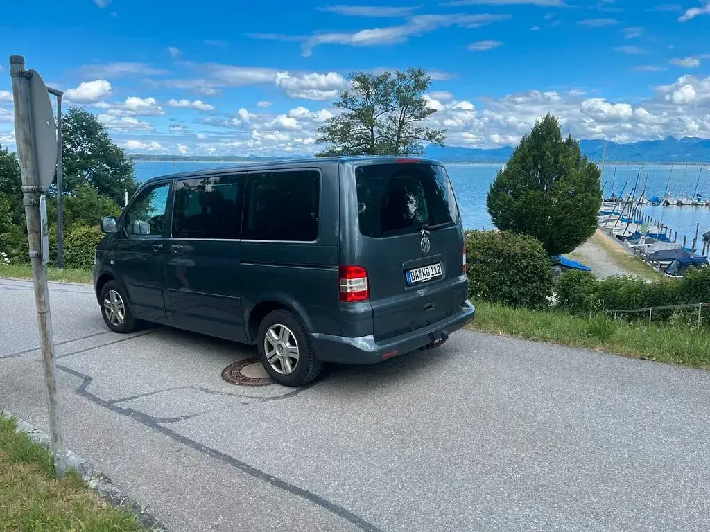 Gebraucht VW Multivan 174 PS (127 kW) 2009 Grau Van / Kleinbus