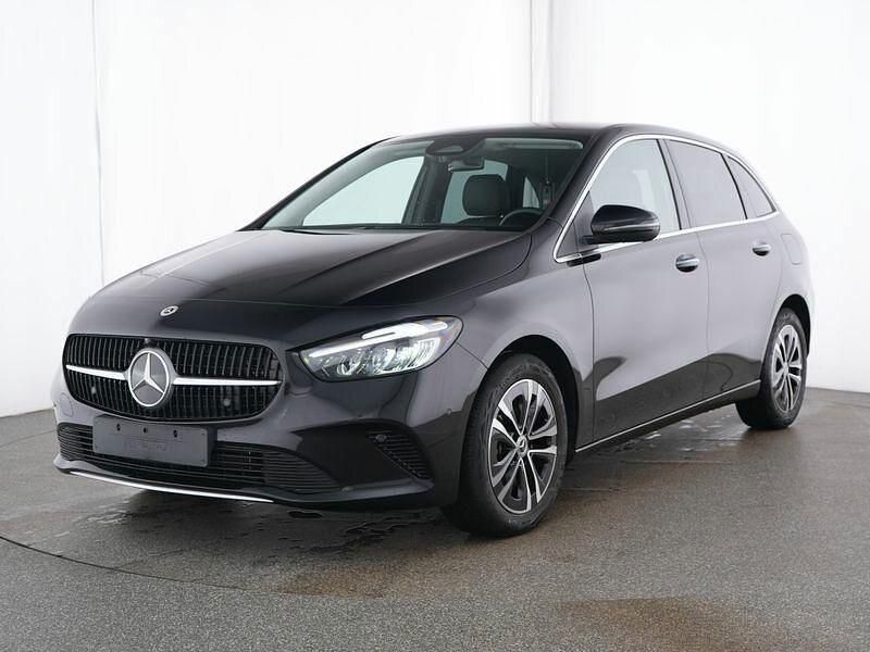 Gebraucht Mercedes B250e Advanced Plus 218 PS (160 kW) 2024 Schwarz Van / Kleinbus