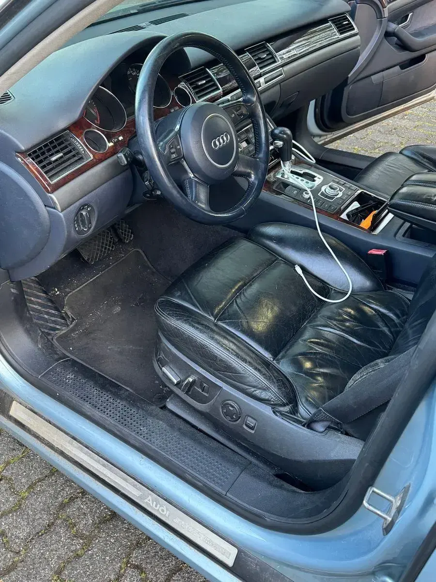 Occasion Audi A8 Comfort 280 ch (205 kW) 2003 Bleue Berline