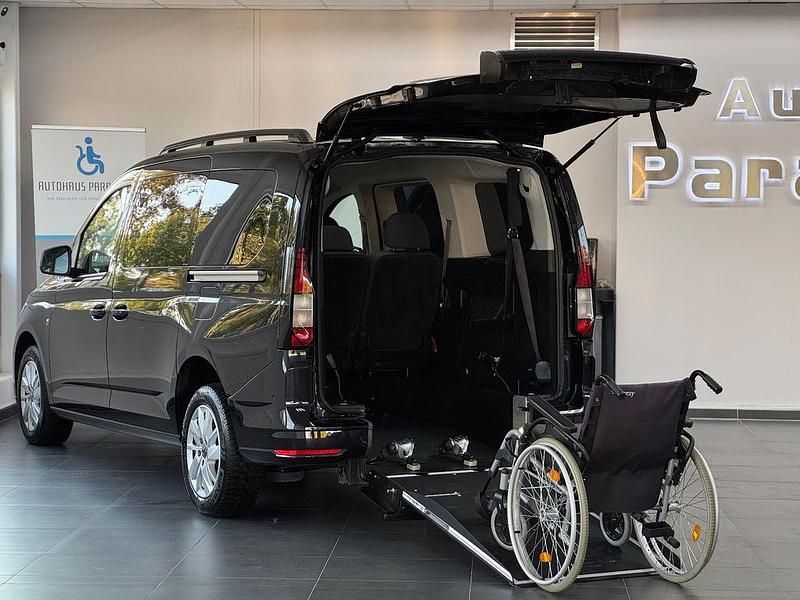 Schwarz Gebraucht 2023 VW Caddy Maxi Van / Kleinbus | 35.950 € - Bild 1/4