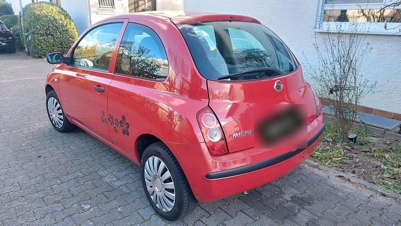Gebraucht Nissan Micra 65 PS (47 kW) 2007 Rot Kleinwagen
