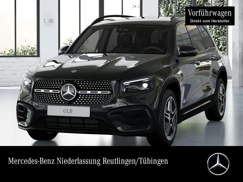 Schwarz Gebraucht 2025 Mercedes GLB220 AMG SUV | 48.990 € (Fairer Preis) - Bild 1/4