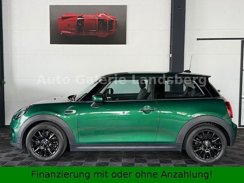 Gebraucht Mini ONE Chili 102 PS (75 kW) 2020 Grün Kleinwagen