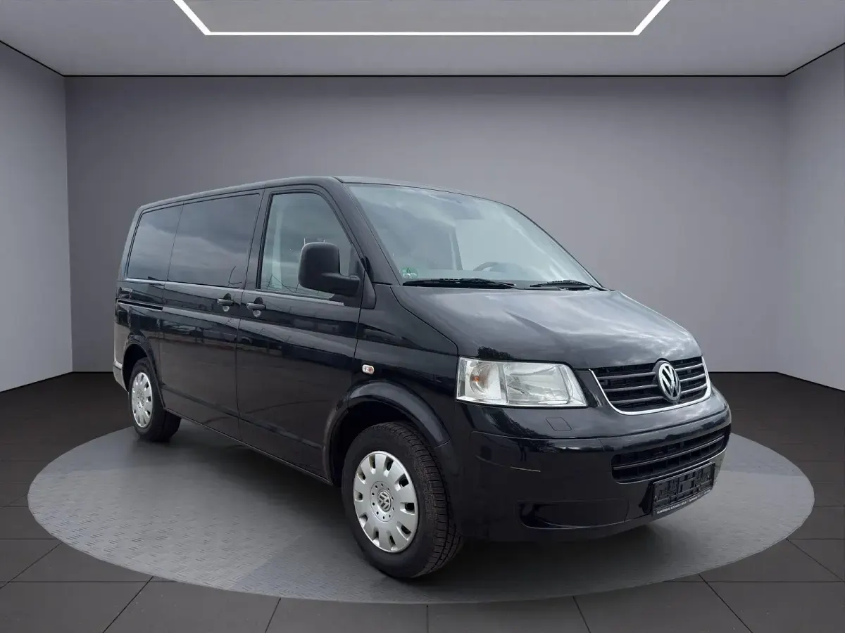 Gebraucht VW Multivan 131 PS (96 kW) 2007 Schwarz Van / Kleinbus