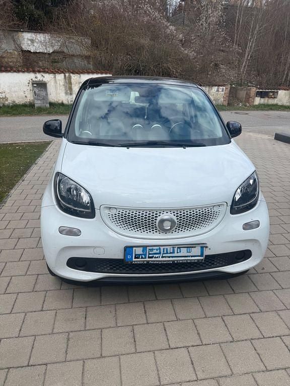 Gebraucht Smart ForFour 71 PS (52 kW) 2015 Weiß Kleinwagen