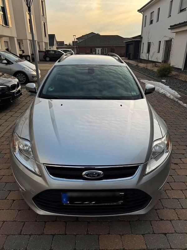 Grau Gebraucht 2010 Ford Mondeo Trend Kombi | 5.999 € (Fairer Preis) - Bild 1/4