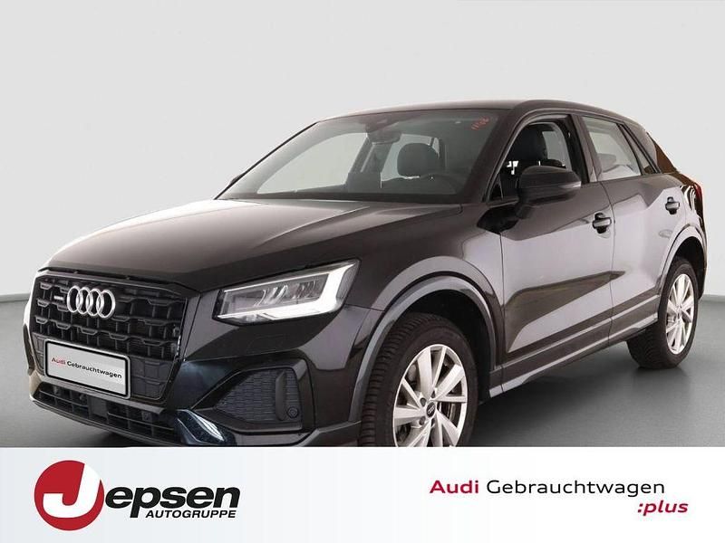 Mythosschwarz metallic Gebraucht 2024 Audi Q2 Advanced Plus SUV | 34.880 € (Fairer Preis) - Bild 1/4