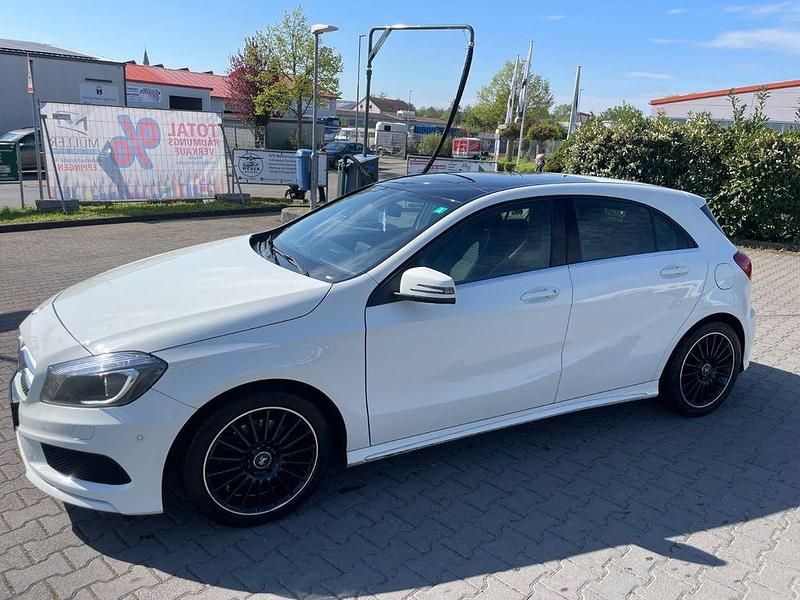 Weiß Gebraucht 2014 Mercedes A200 AMG Limousine | 12.599 € (Fairer Preis) - Bild 1/4