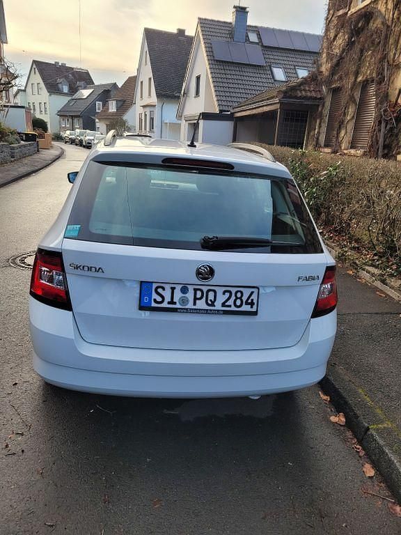 Gebraucht Skoda Fabia Ambition 110 PS (80 kW) 2015 Weiß Kombi