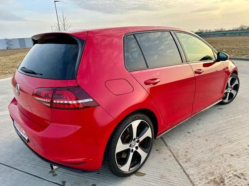 Gebraucht VW Golf VII GTI 230 PS (169 kW) 2016 Rot Limousine