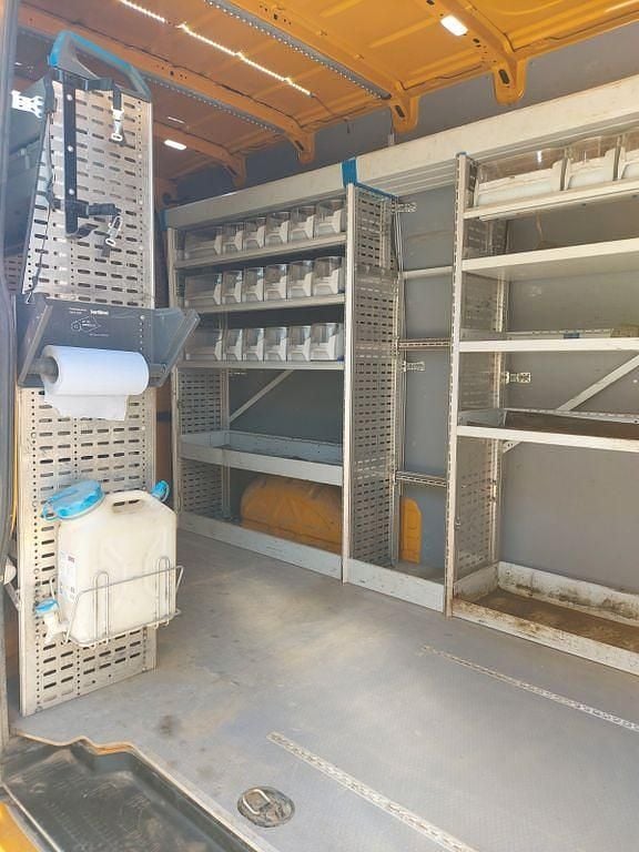 Second-hand VW Crafter 177 CP (130 kW) 2017 Galben Van