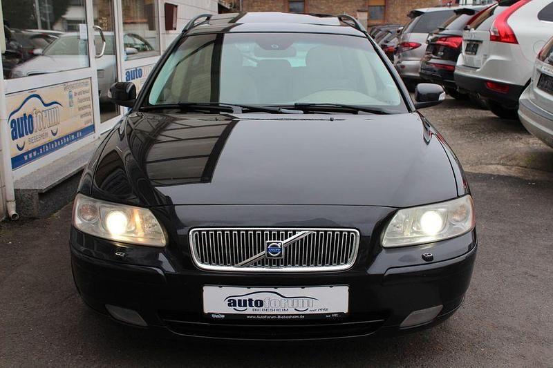 Gebraucht Volvo V70 Summum 209 PS (153 kW) 2007 Schwarz Kombi
